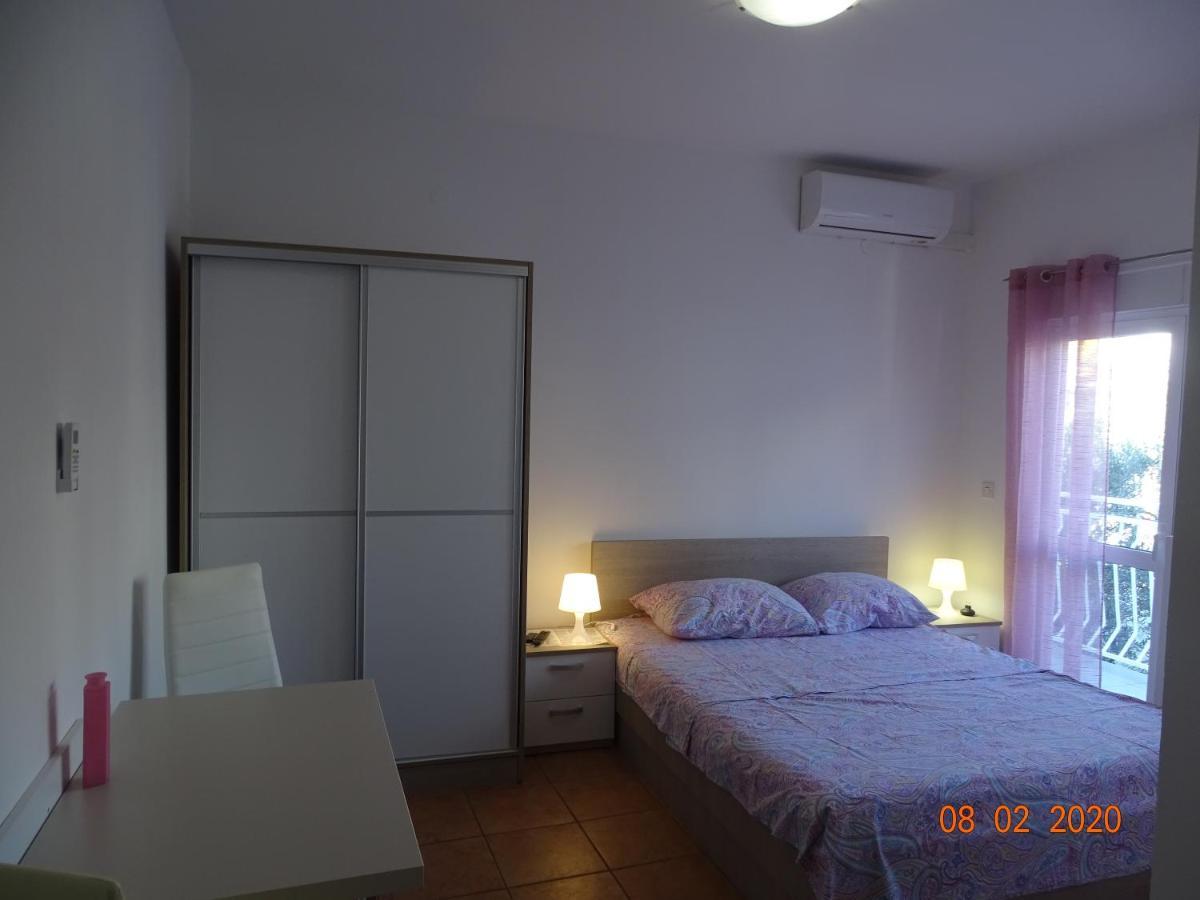 Apartments Antea & Magdalena Pirovac Kültér fotó