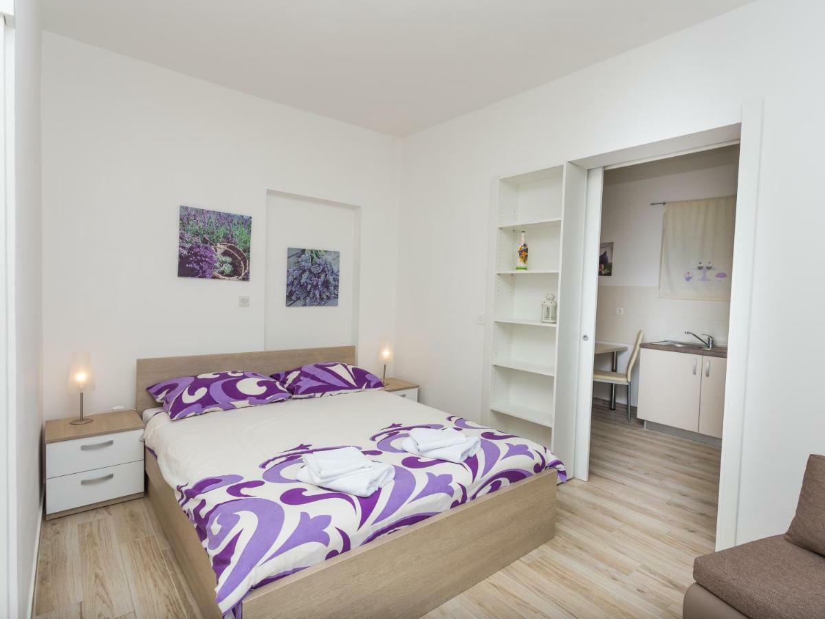 Apartments Antea & Magdalena Pirovac Kültér fotó
